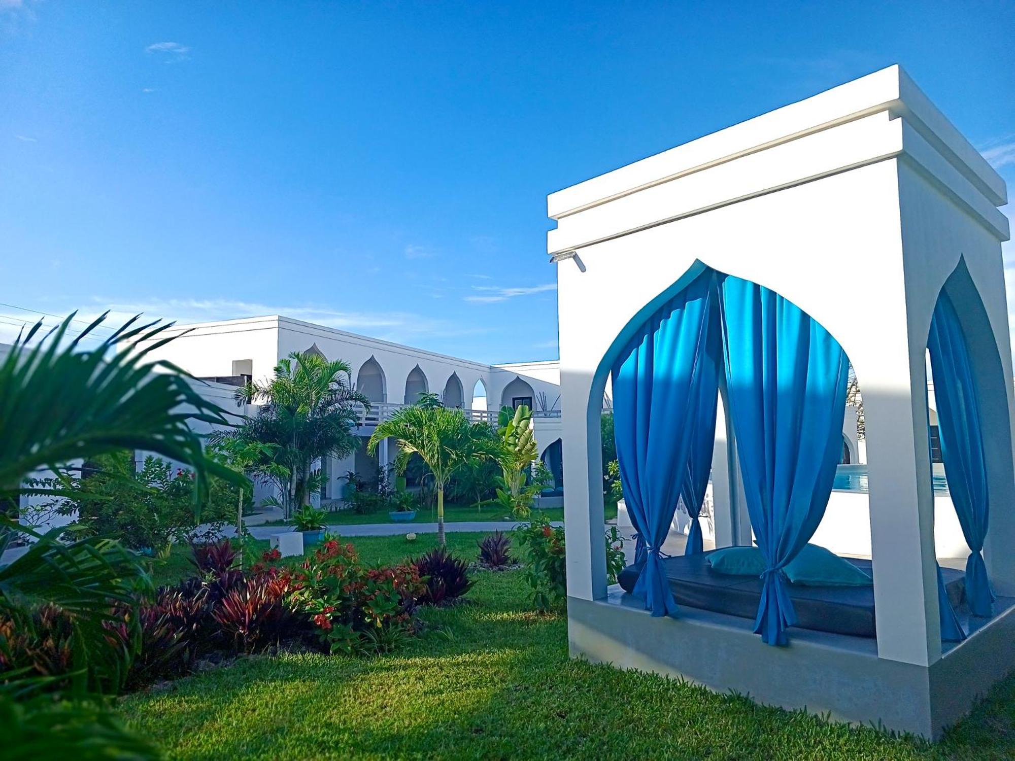 Opera Hotel Nungwi Buitenkant foto